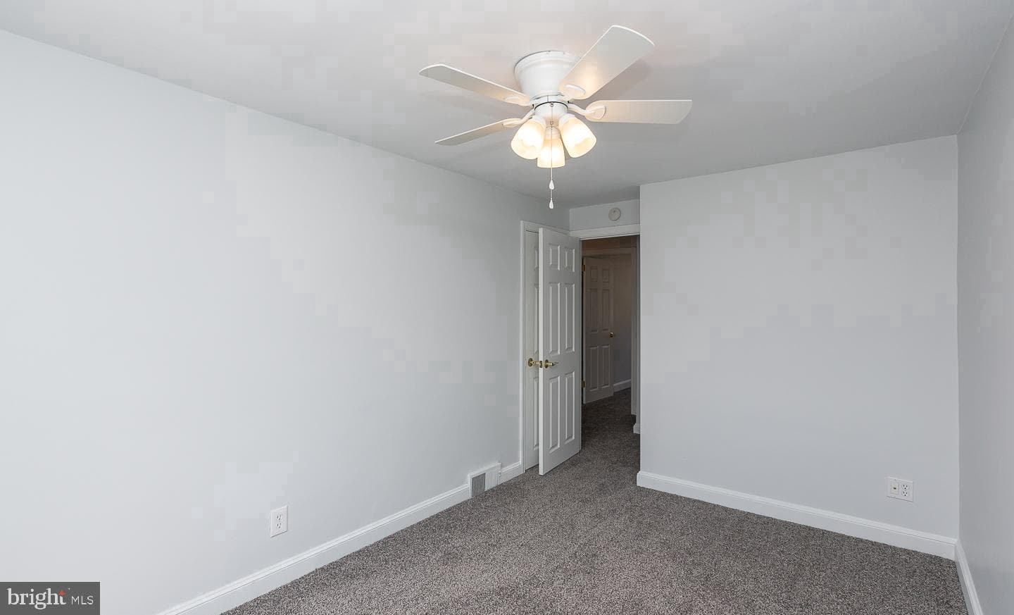 144 Alverstone Road photo 12