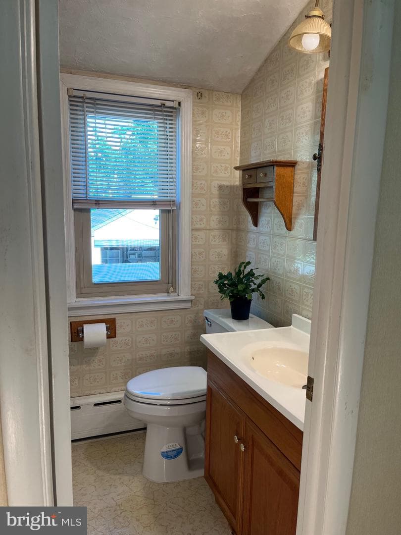 1237 University Avenue photo 27
