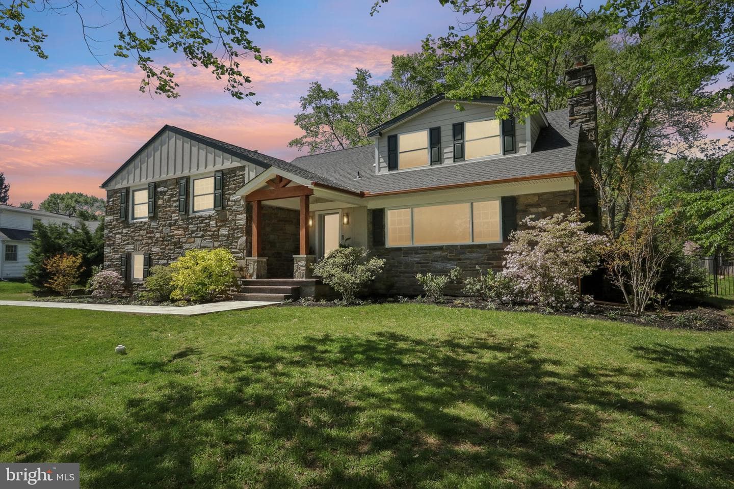 414 Barclay Road photo 1