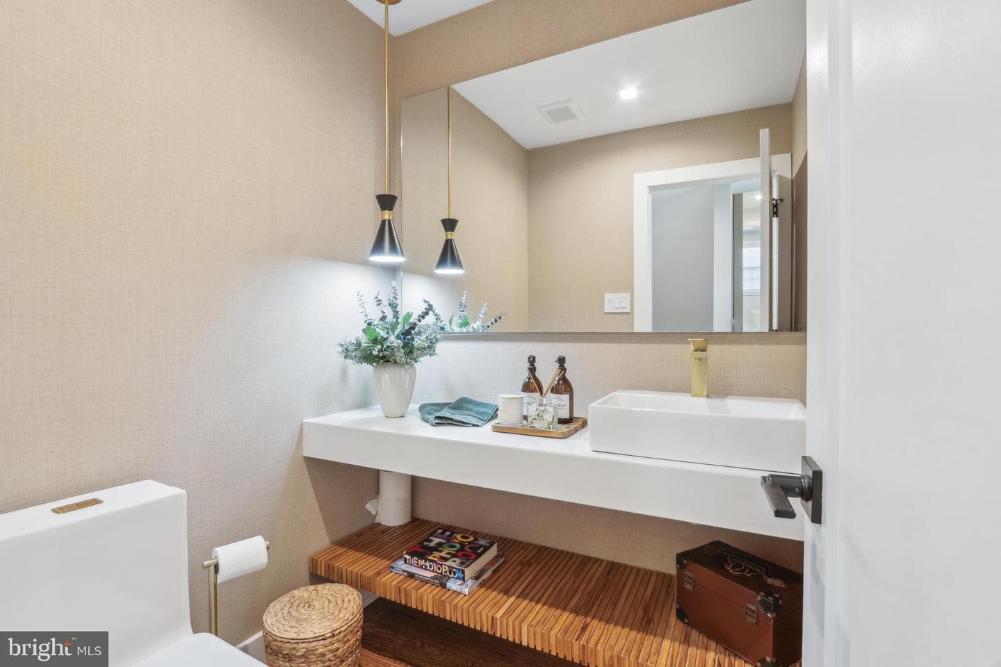 414 Barclay Road photo 30