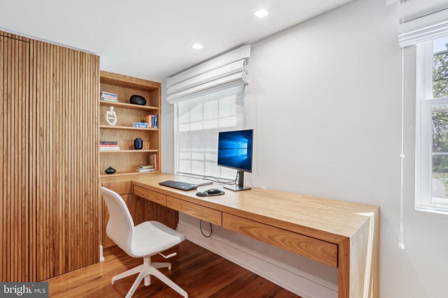 414 Barclay Road photo 45