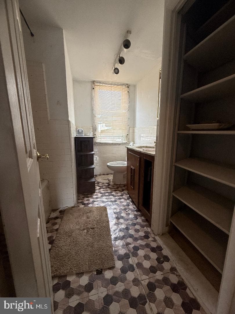 232 Ashby Road photo 10