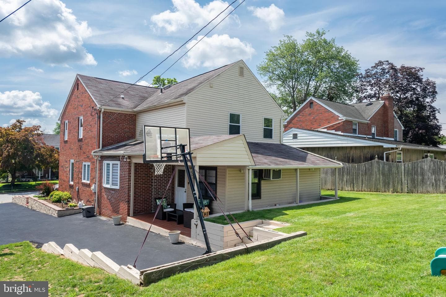 50 Schoolhouse Lane photo 34