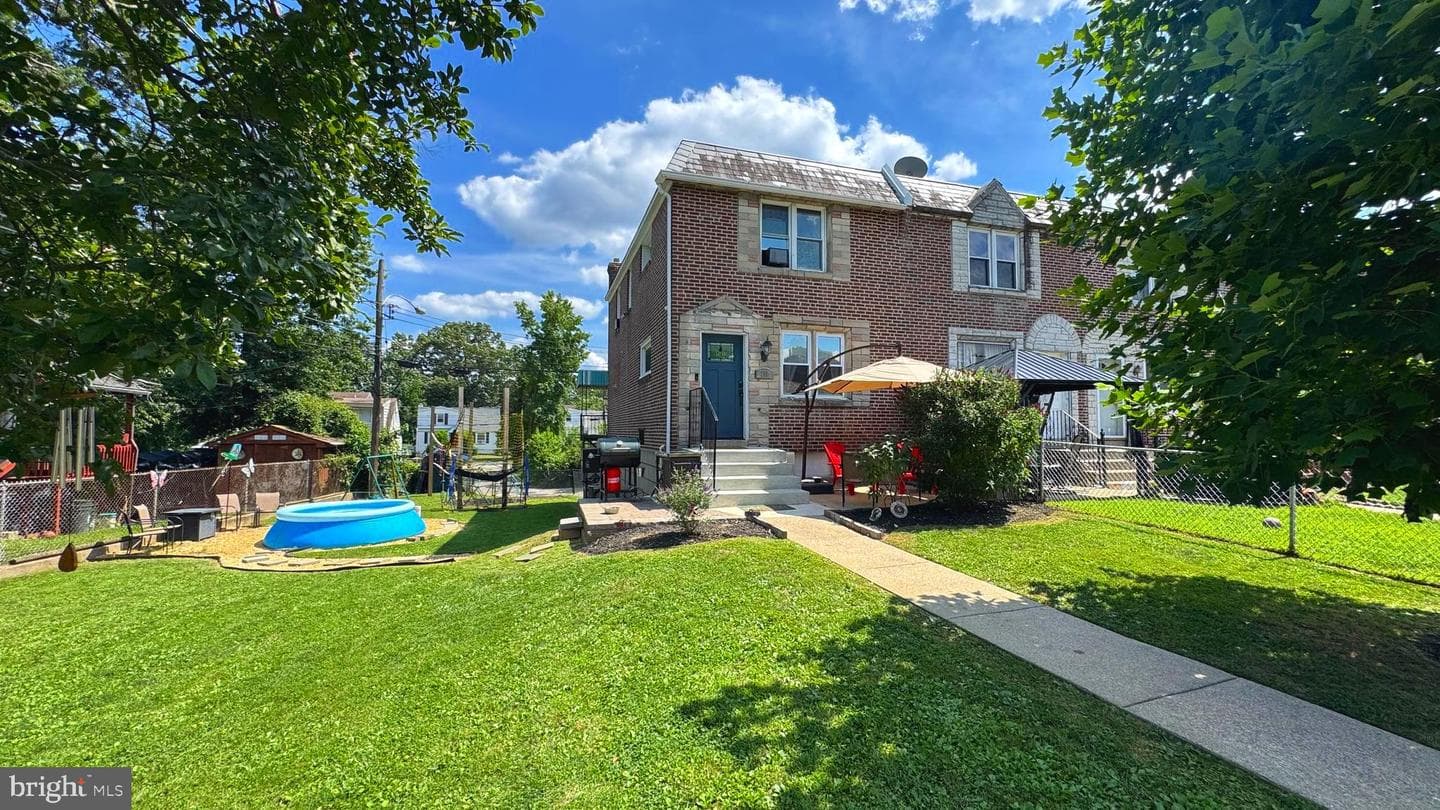 218 Spruce Street photo 4