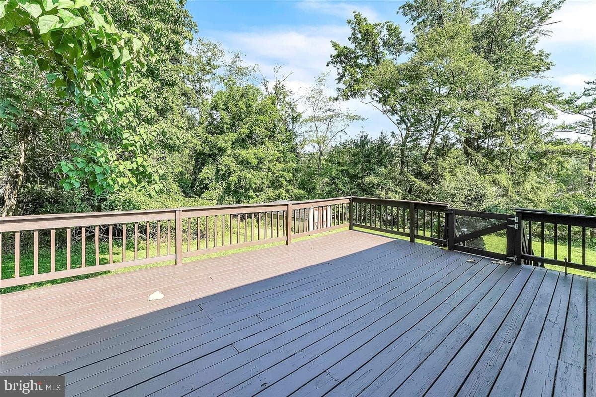 4 Oak Circle photo 18