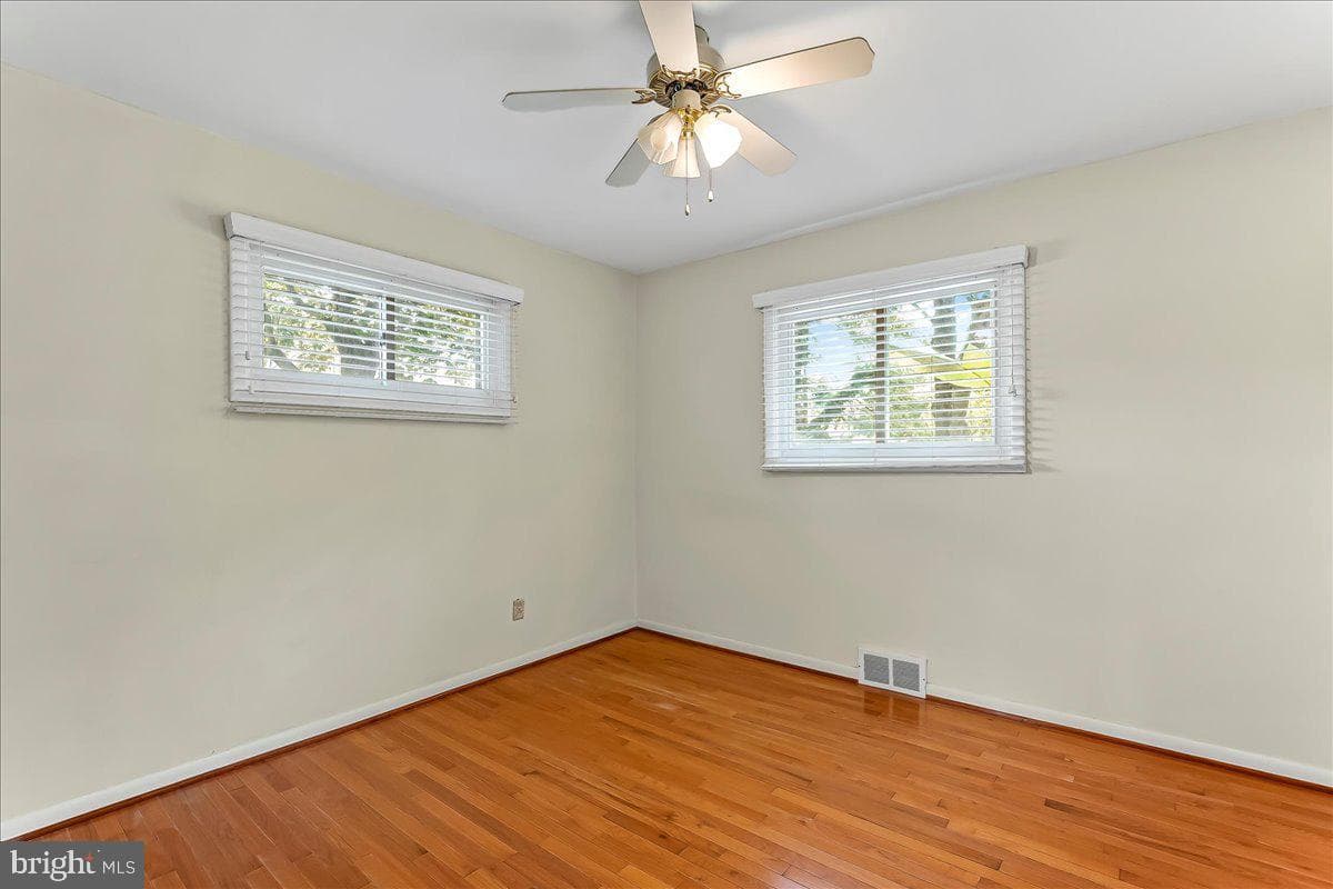 303 Harvard Avenue photo 21