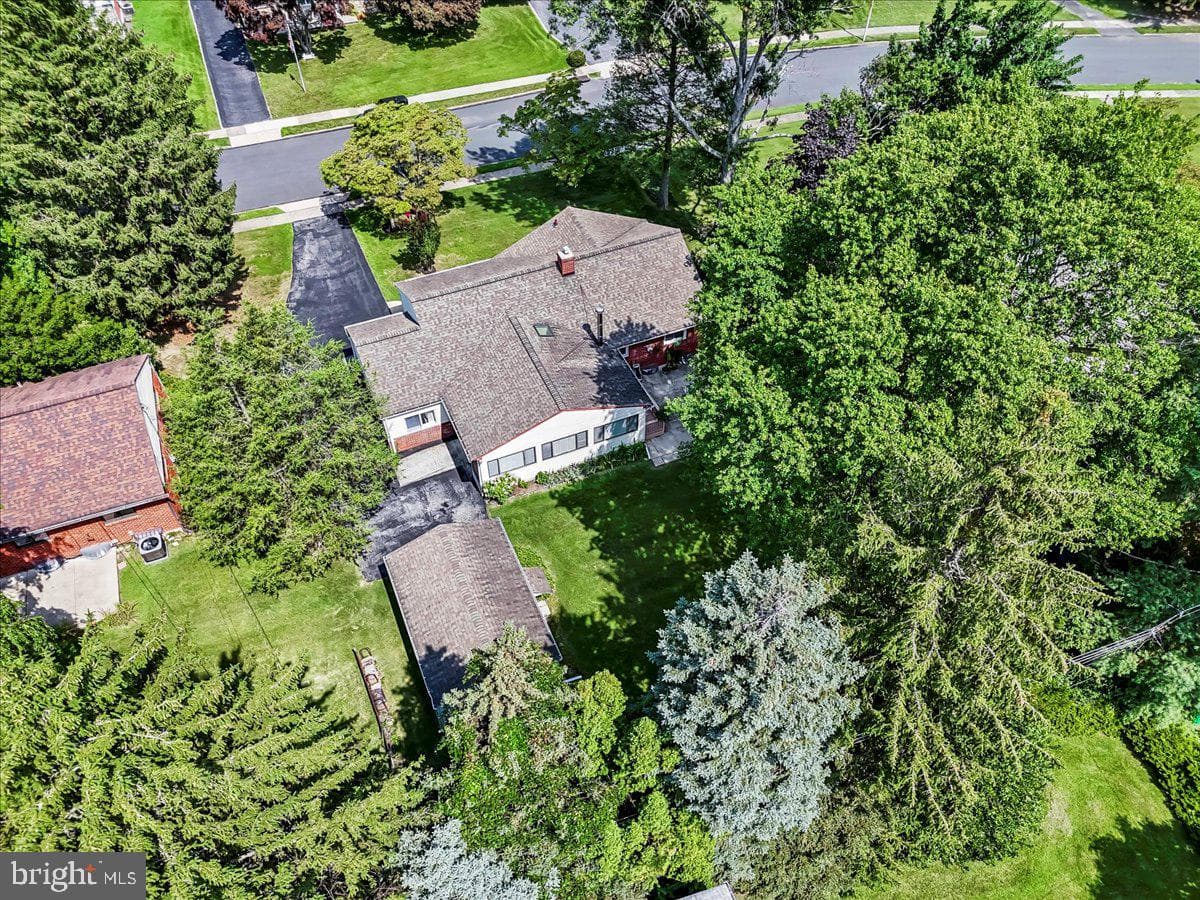 303 Harvard Avenue photo 31