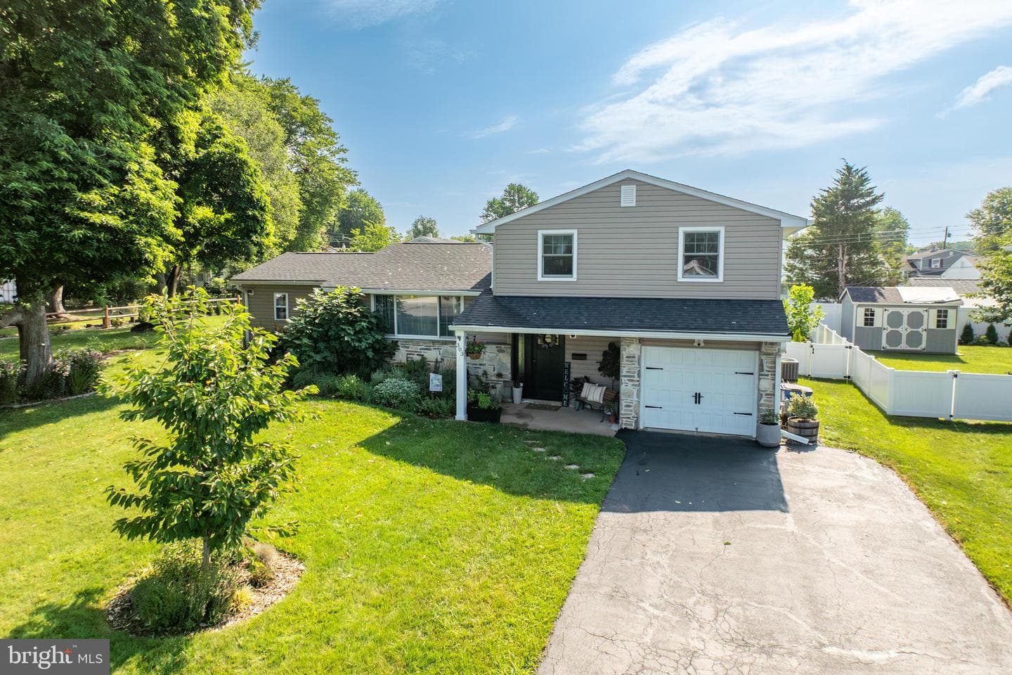 303 Trimble Boulevard photo 2