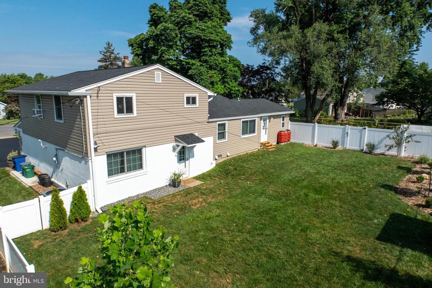 303 Trimble Boulevard photo 33