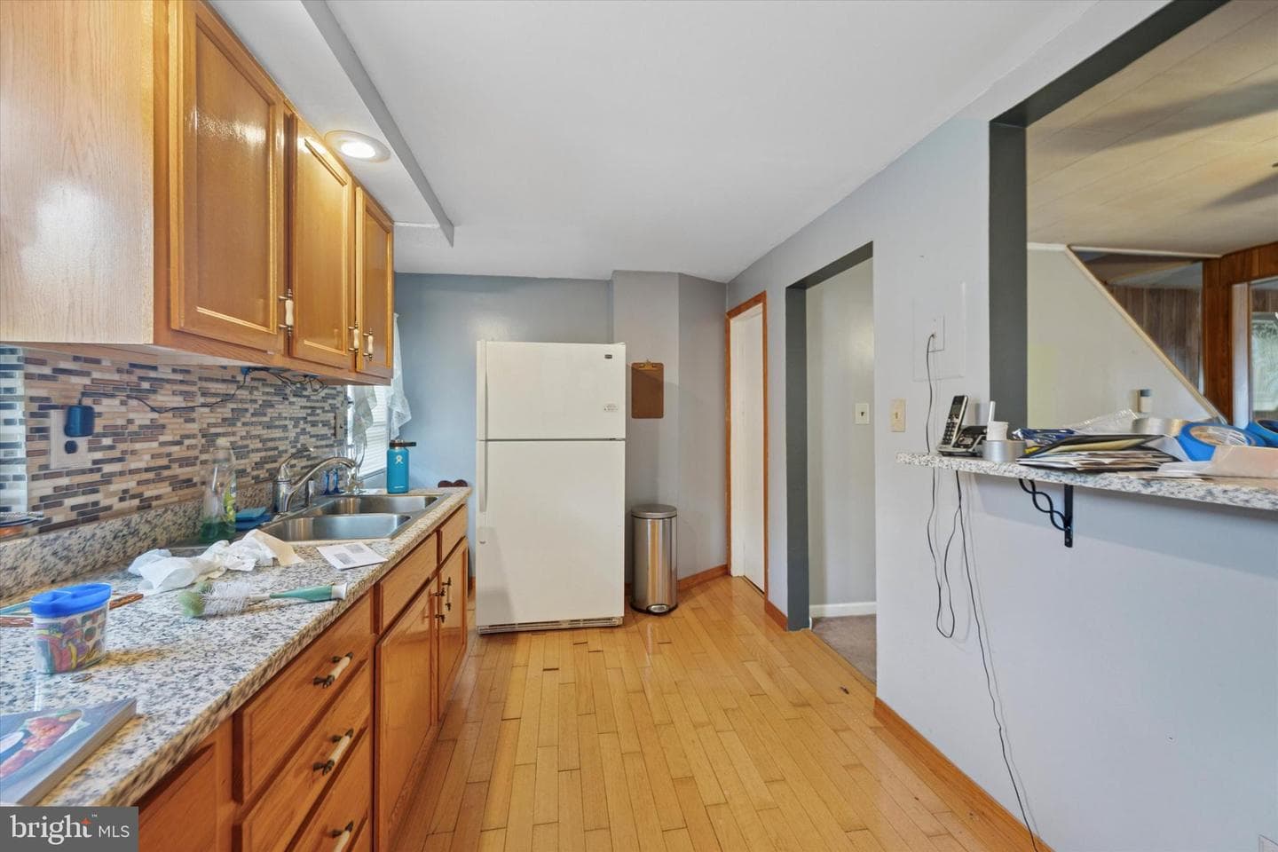 237 Randall Street photo 13