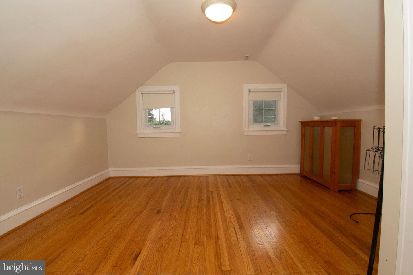 501 E Manoa Road photo 33