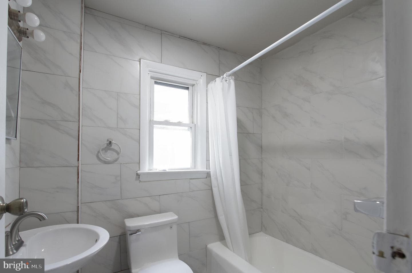 803 W Mary Street photo 27