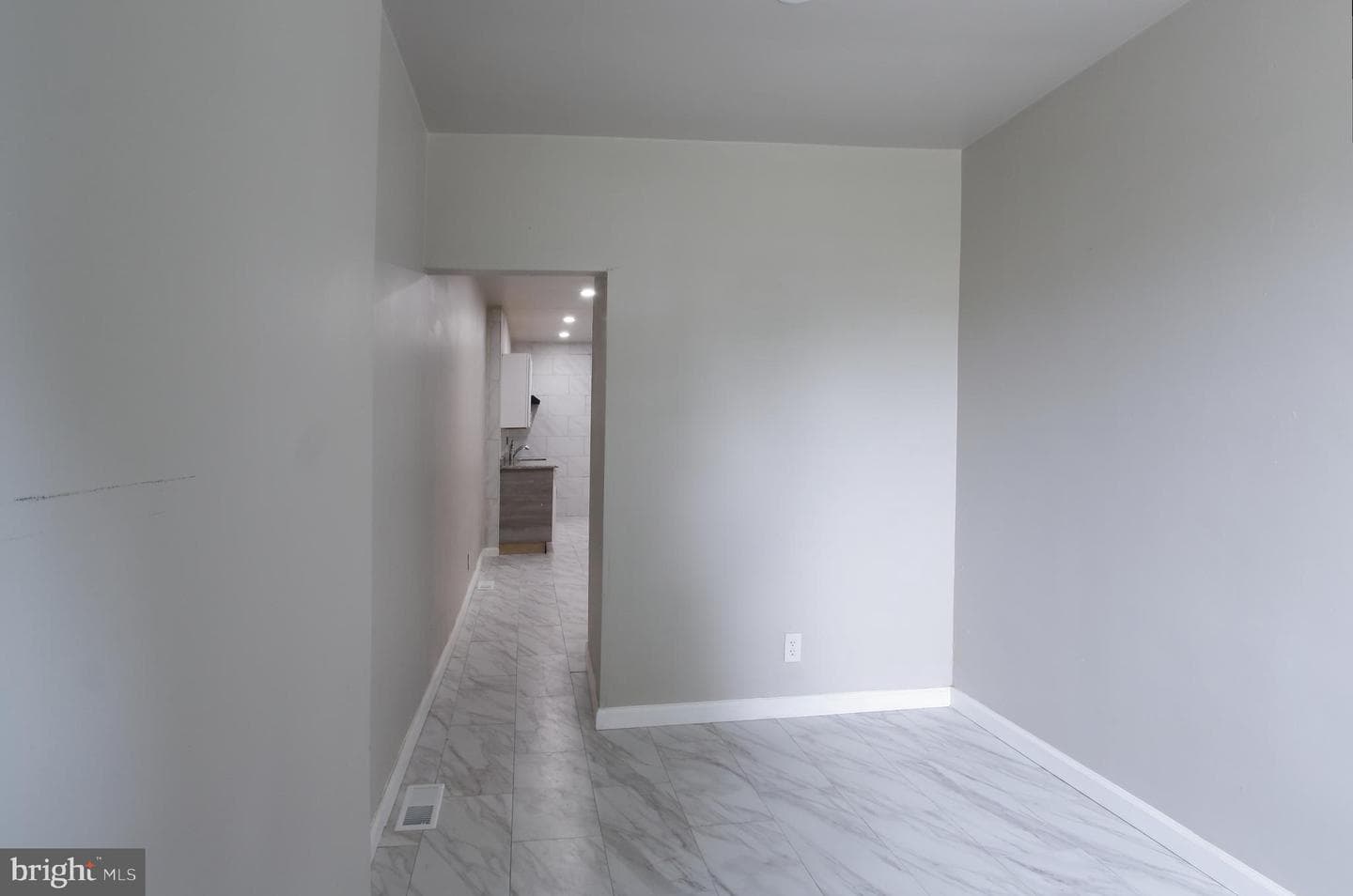803 W Mary Street photo 6