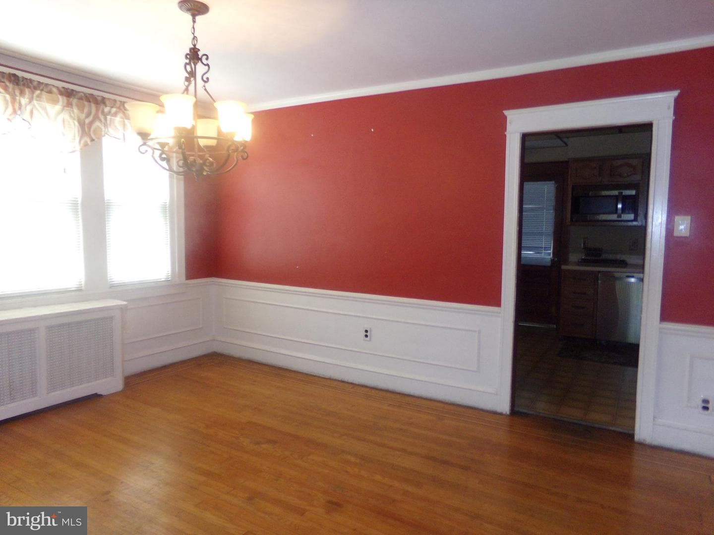 157 W Plumstead Avenue photo 10