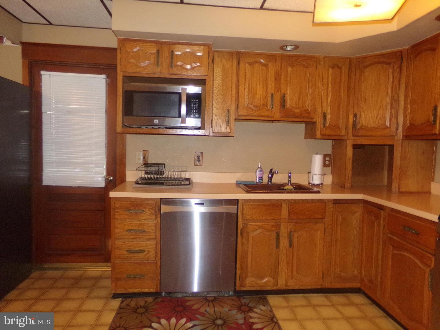 157 W Plumstead Avenue photo 16