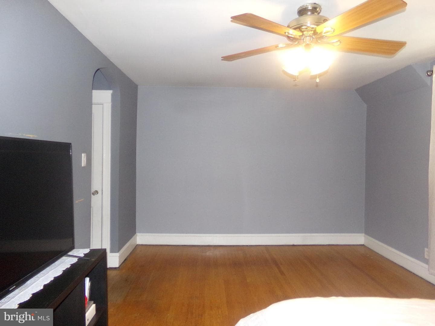 157 W Plumstead Avenue photo 25
