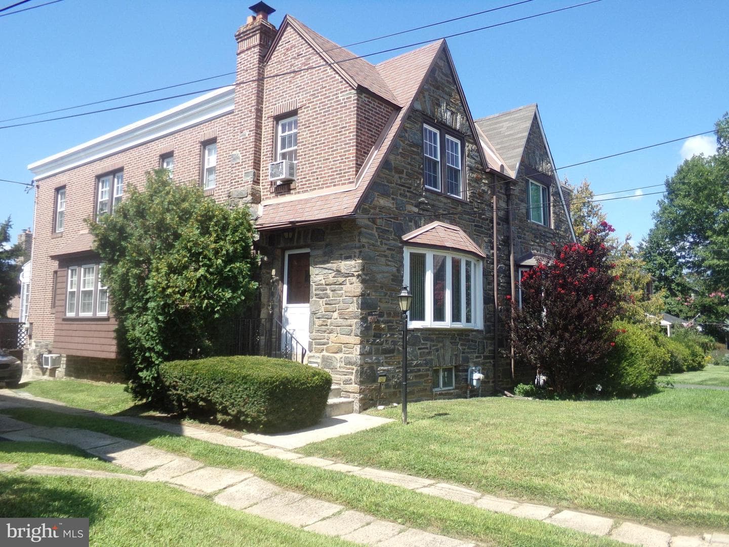 157 W Plumstead Avenue photo 3