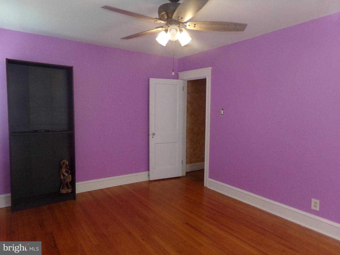 157 W Plumstead Avenue photo 42