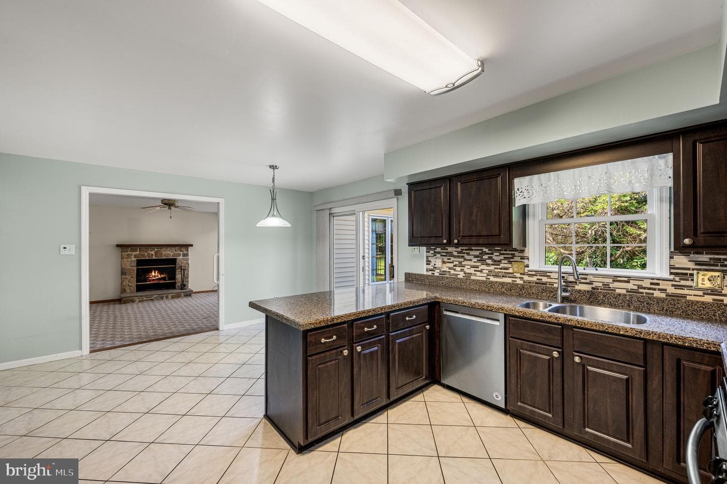23 E Knowlton Road photo 12