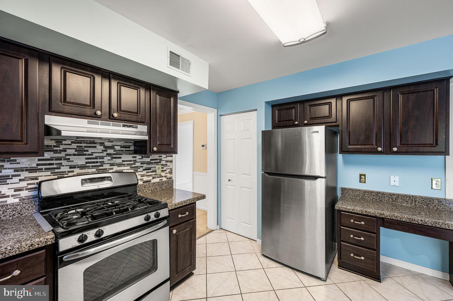 23 E Knowlton Road photo 14