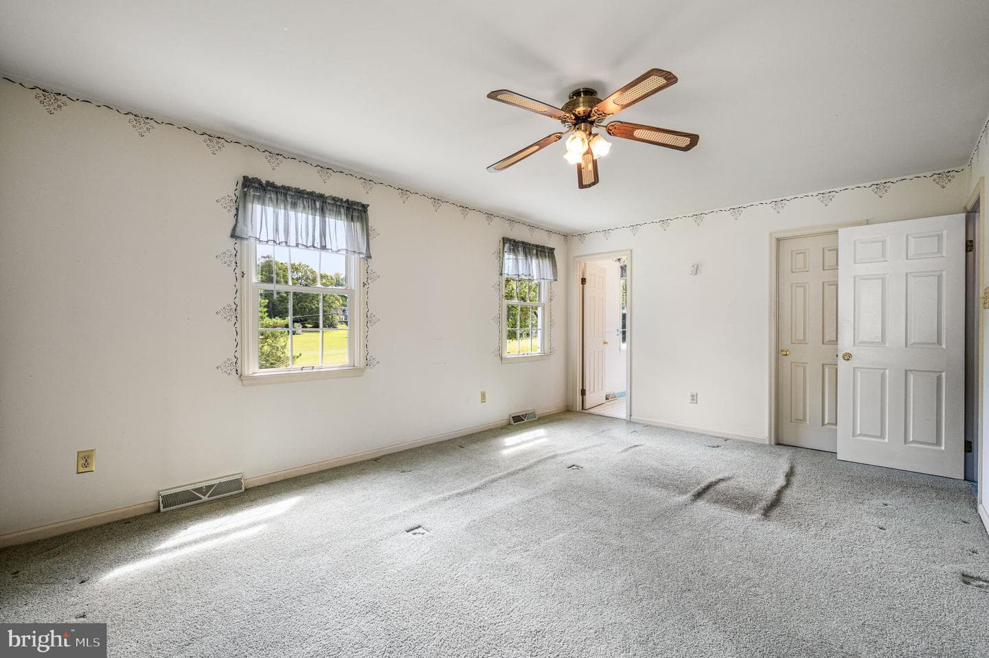 23 E Knowlton Road photo 25