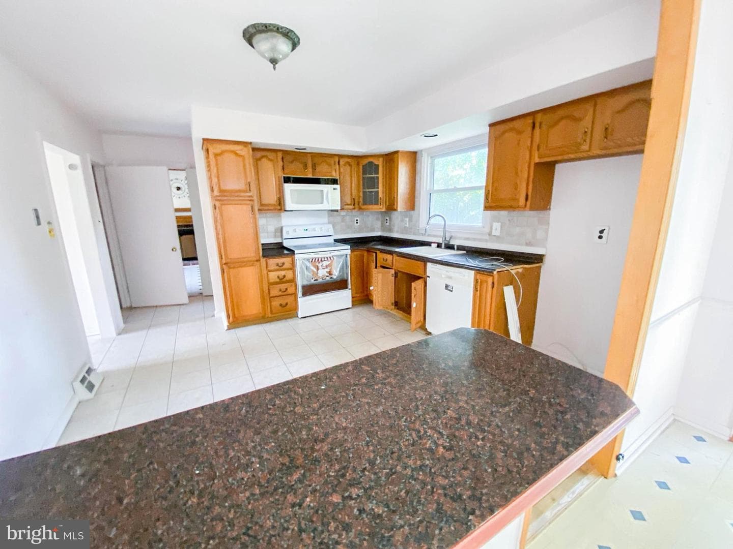 206 Chestnut Avenue photo 9