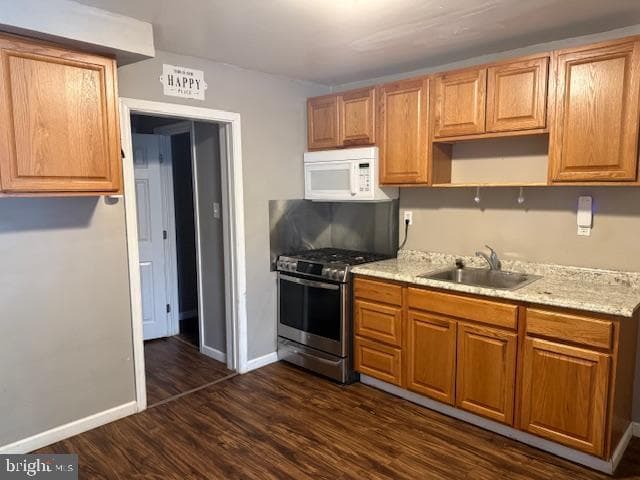 941 Glen Terrace photo 5