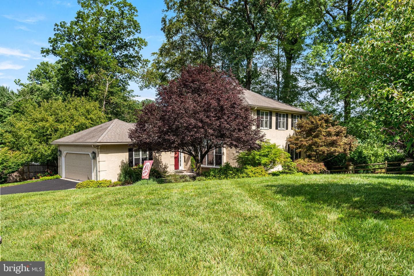 54 Charter Oak Drive photo 1