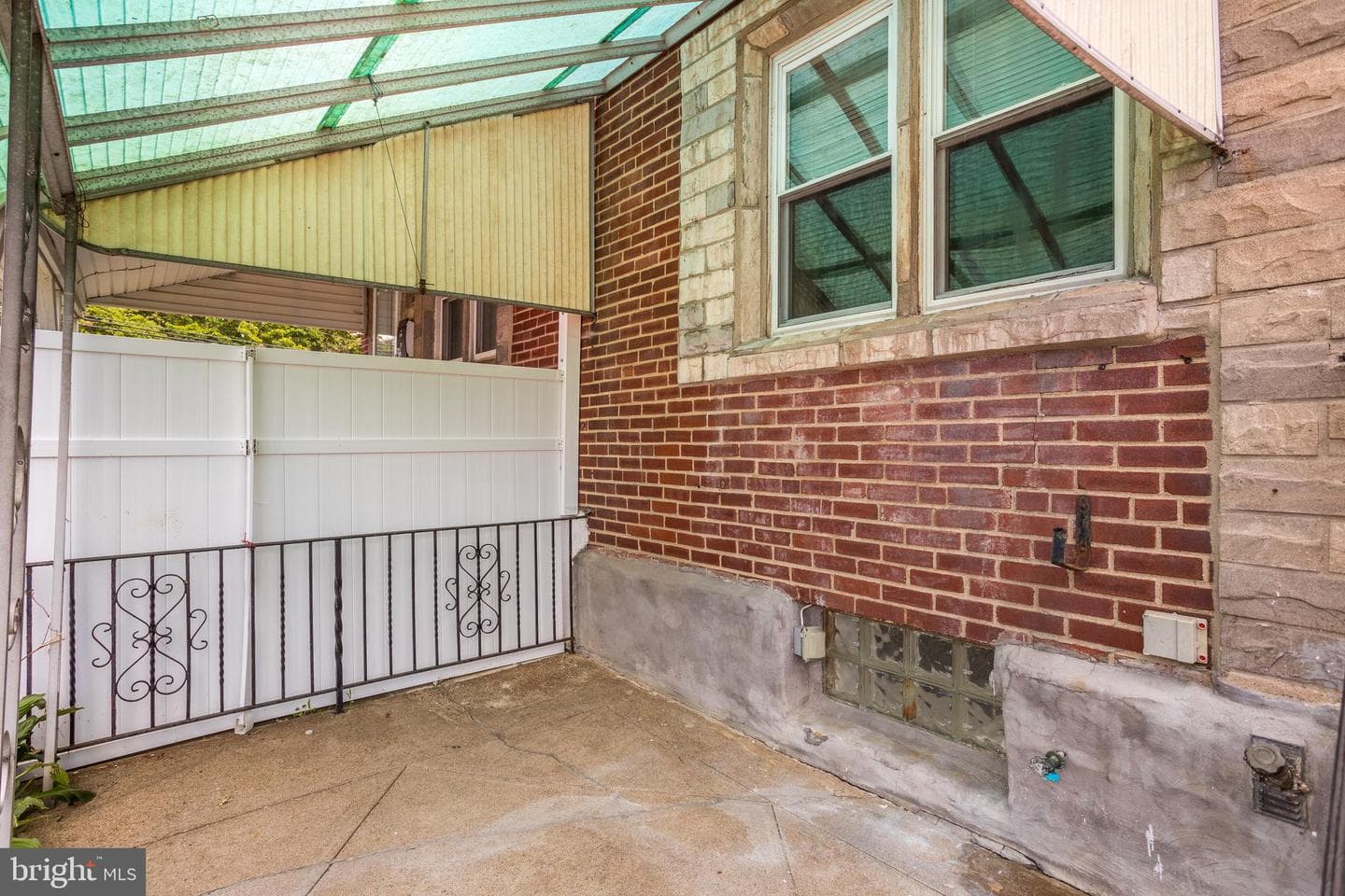 312 Golf Road photo 5