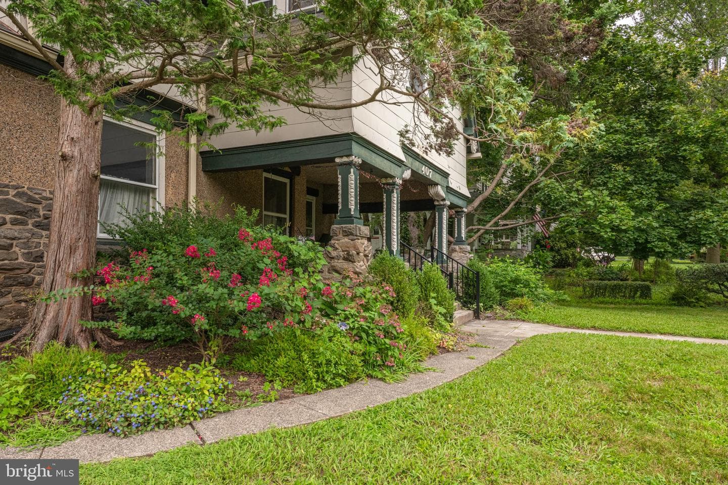 407 Midland Avenue photo 52
