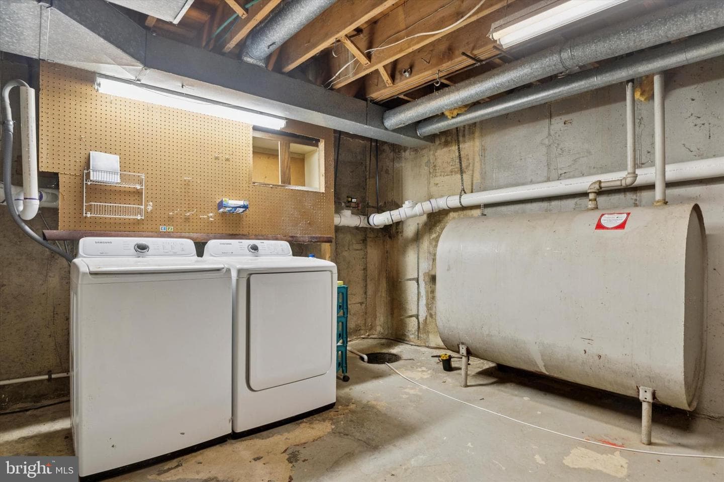 48 Bishop Drive photo 22