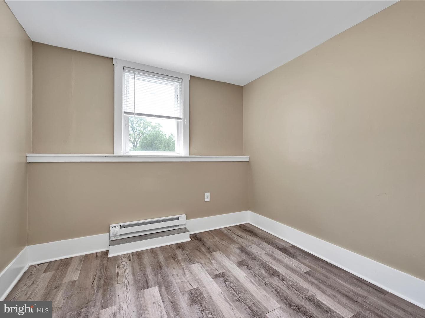 1105 Terrill St photo 20