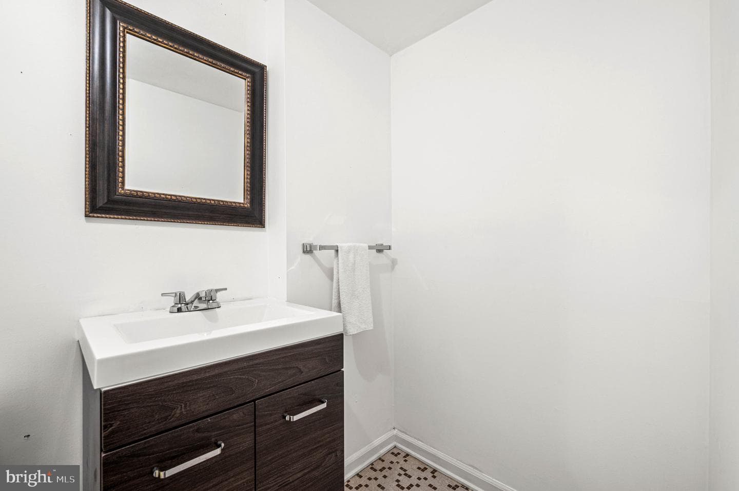111 Cheyney Road photo 23