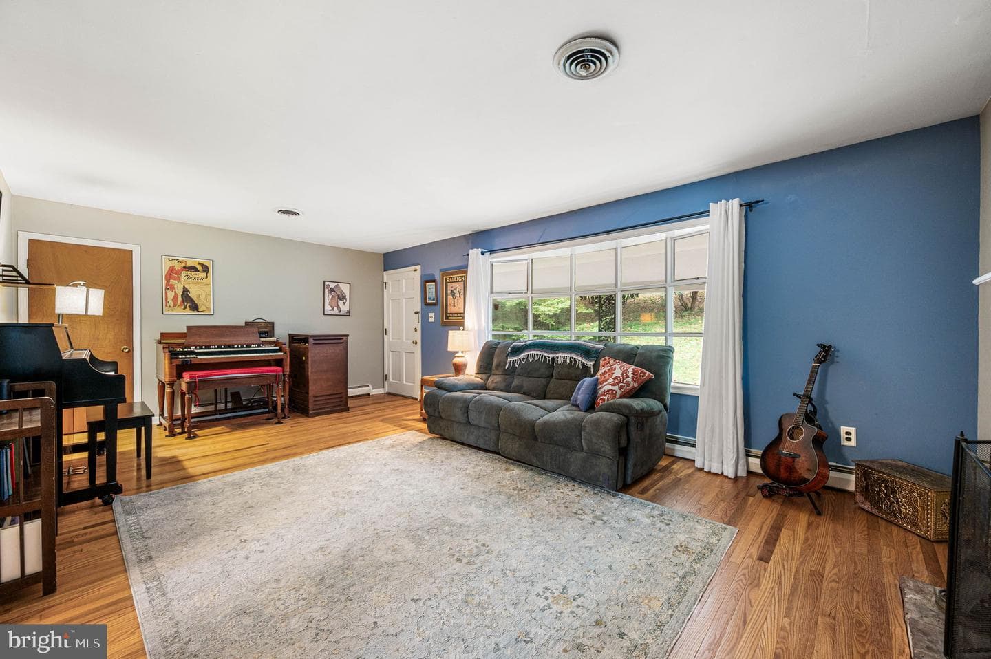111 Cheyney Road photo 5