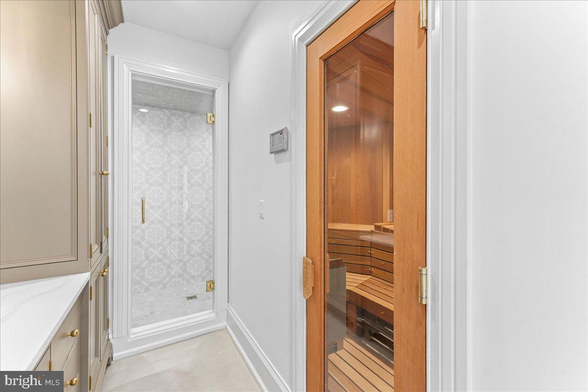 80 Heyburn Road photo 68