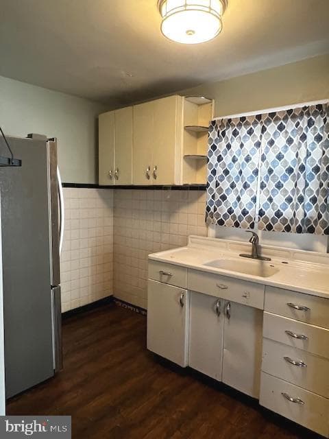 830 4th Avenue photo 6