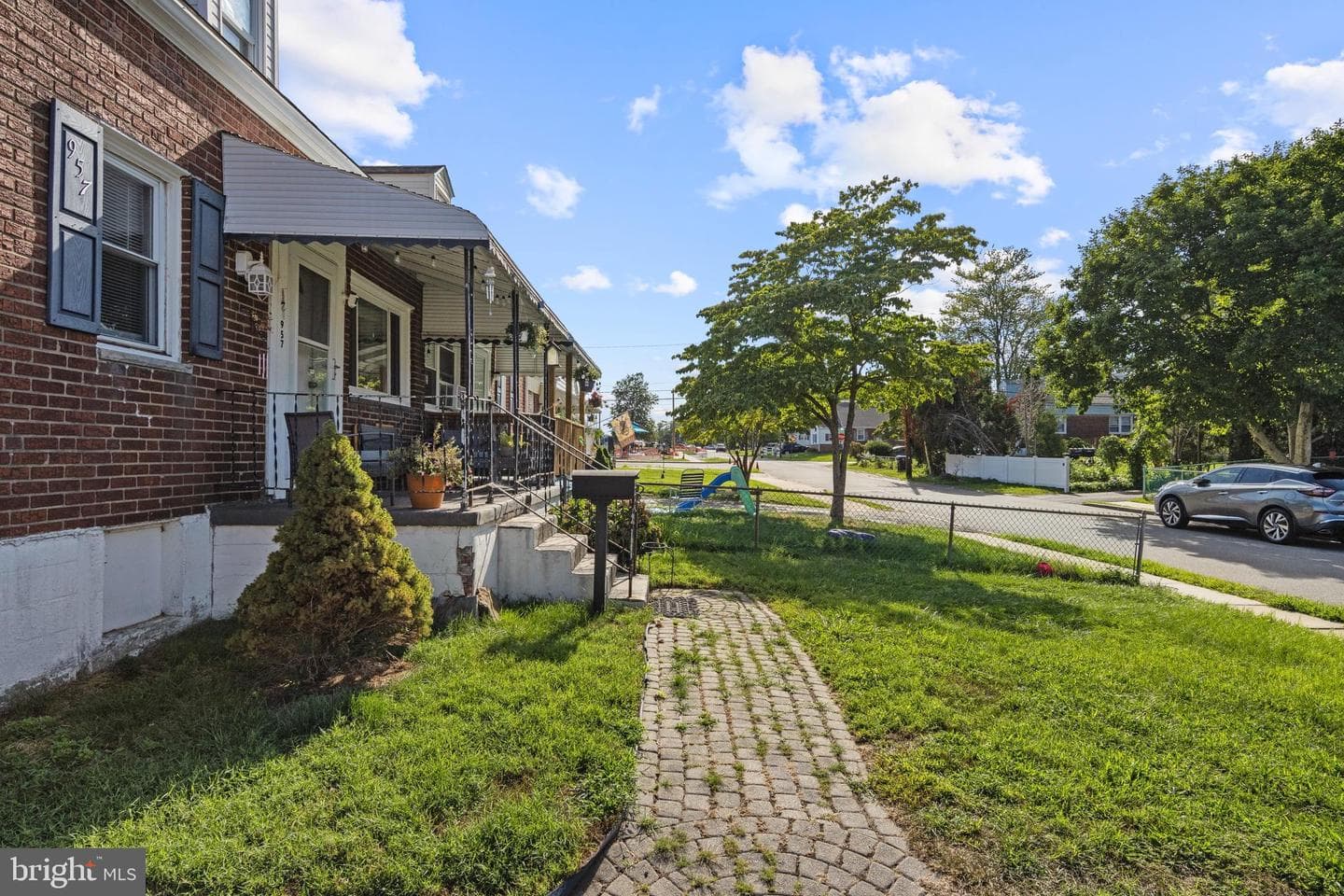 957 Kingsman Road photo 2