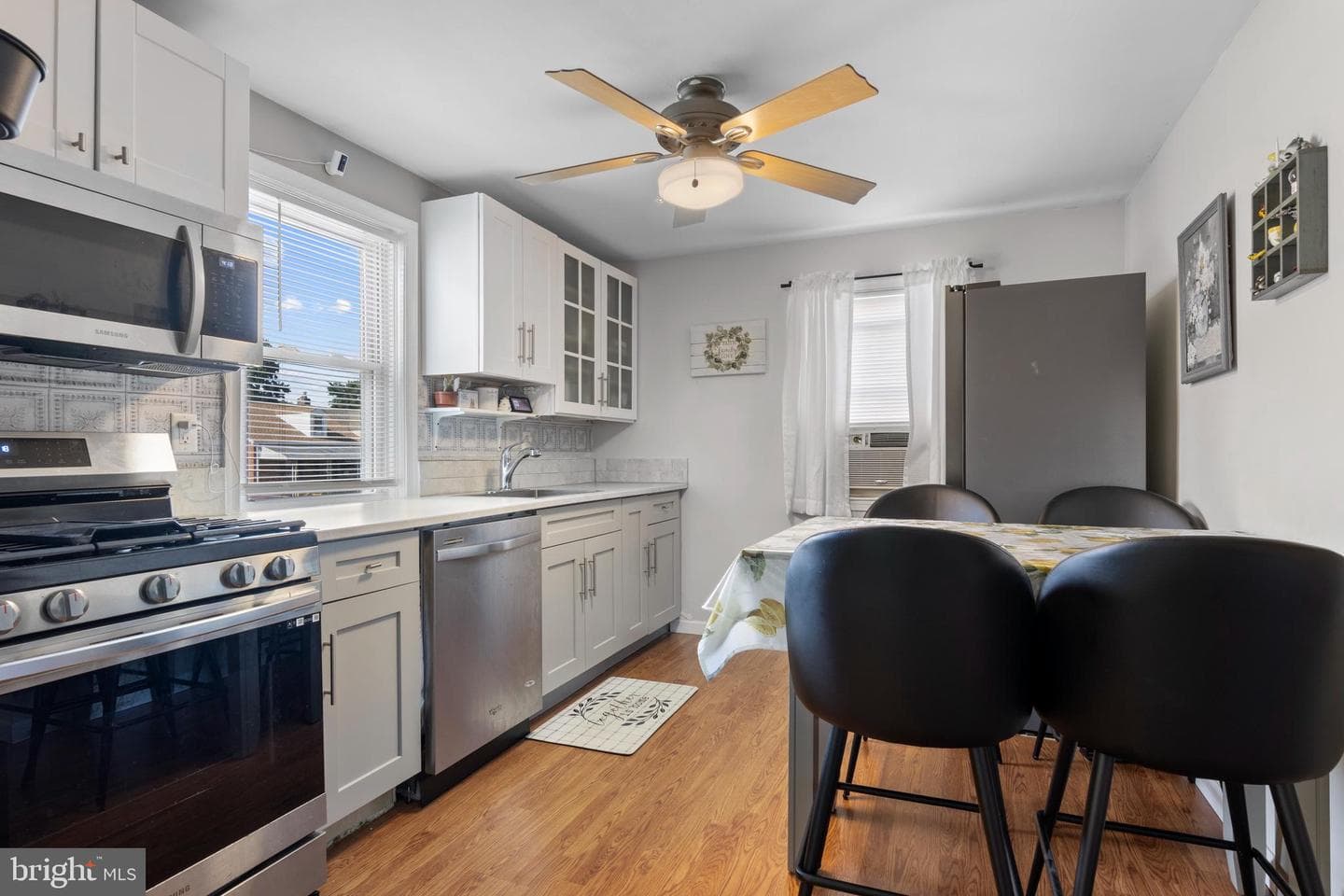 957 Kingsman Road photo 4