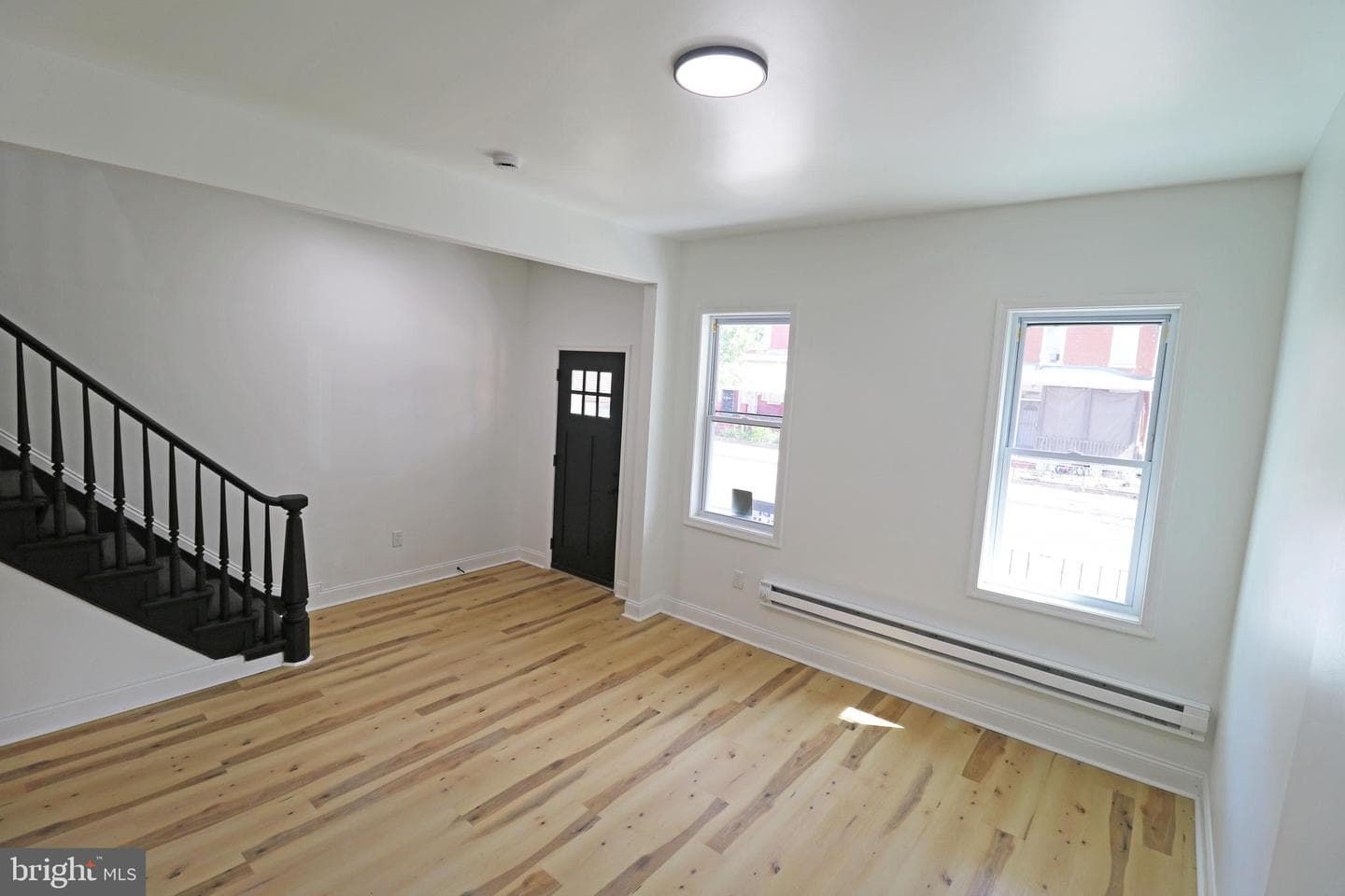 342 Kerlin Street photo 6