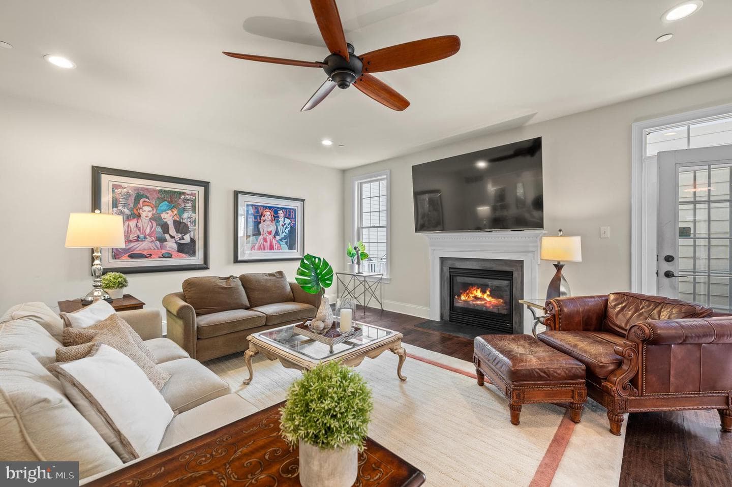 3728 Liseter Gardens photo 15