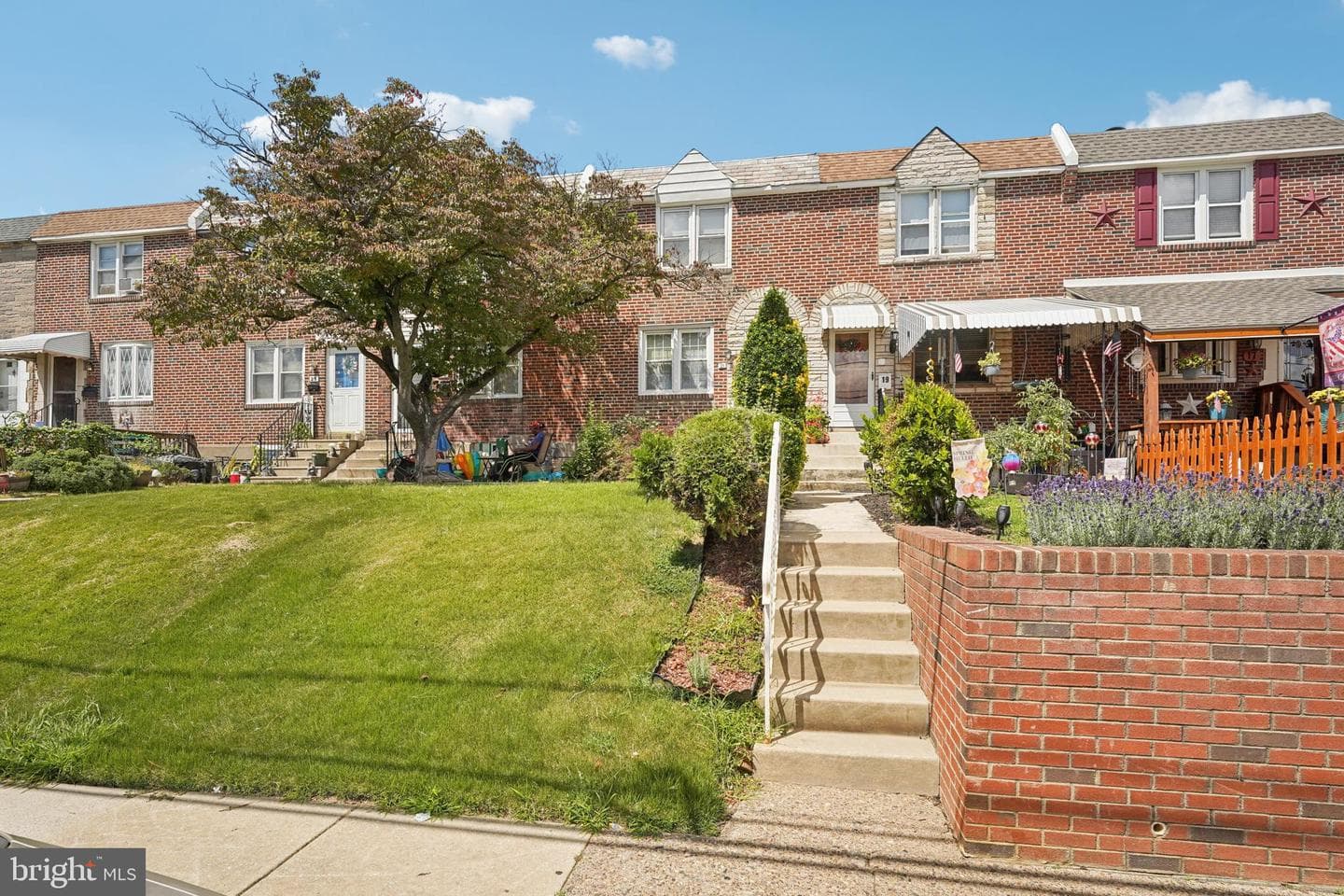 21w Madison Avenue photo 3