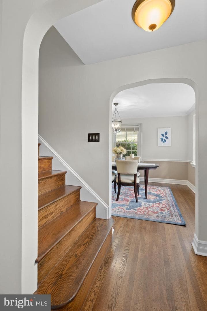 12 Lowrys Lane photo 11