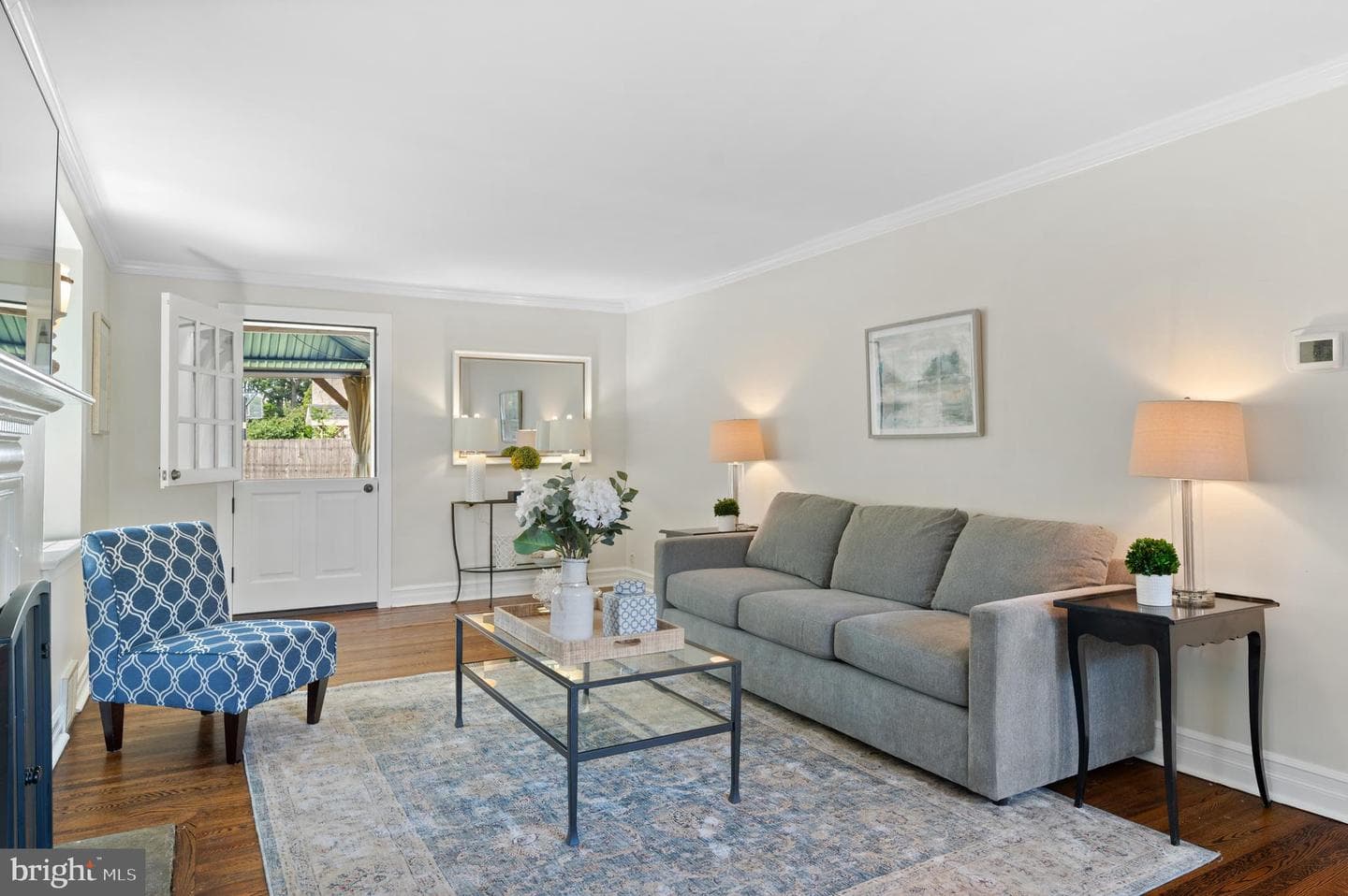 12 Lowrys Lane photo 7