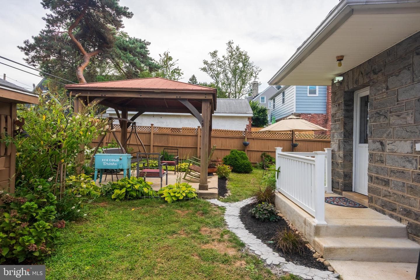 475 Harper Avenue photo 31