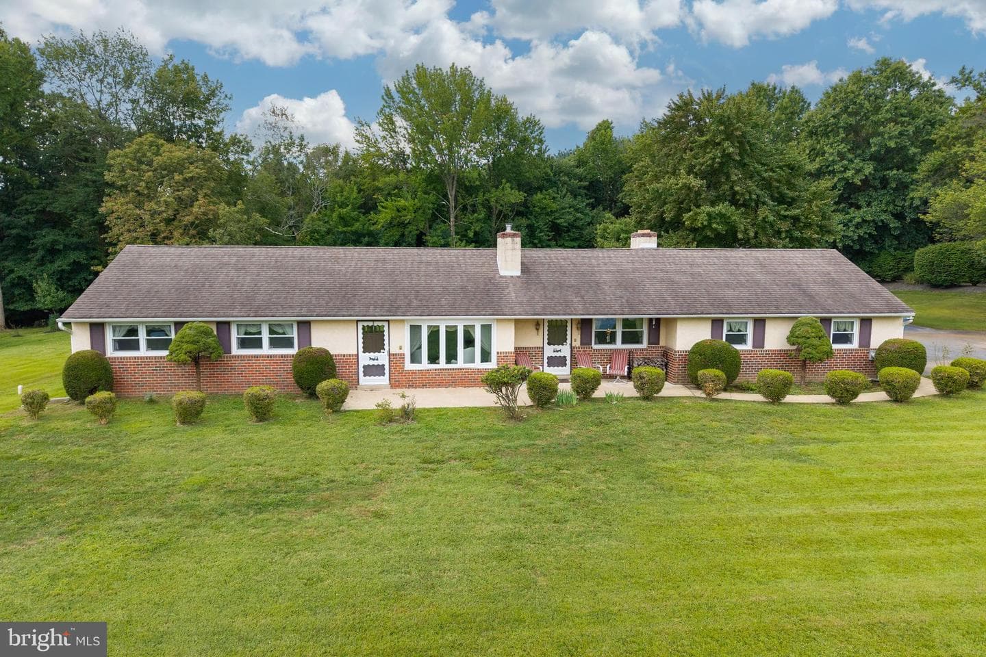 1481 Naamans Creek Road photo 1