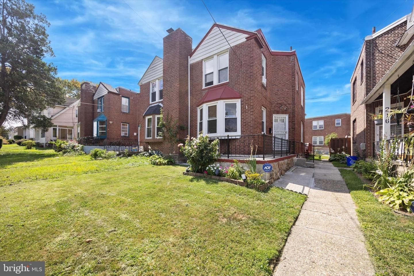 214 N Lynn Boulevard photo 1