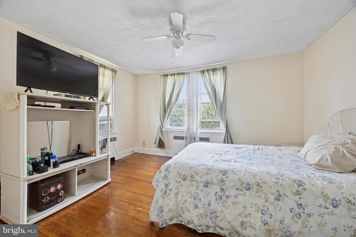 214 N Lynn Boulevard photo 15