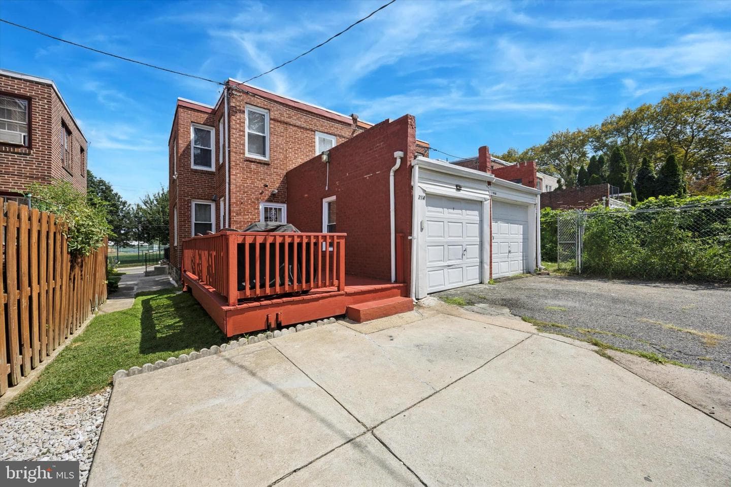 214 N Lynn Boulevard photo 28