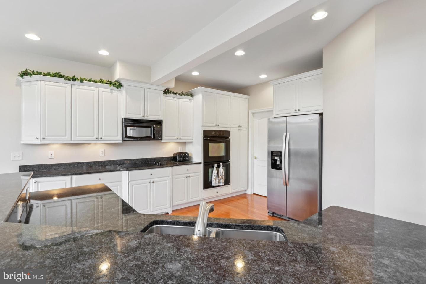 3120 Woods Edge Drive photo 21