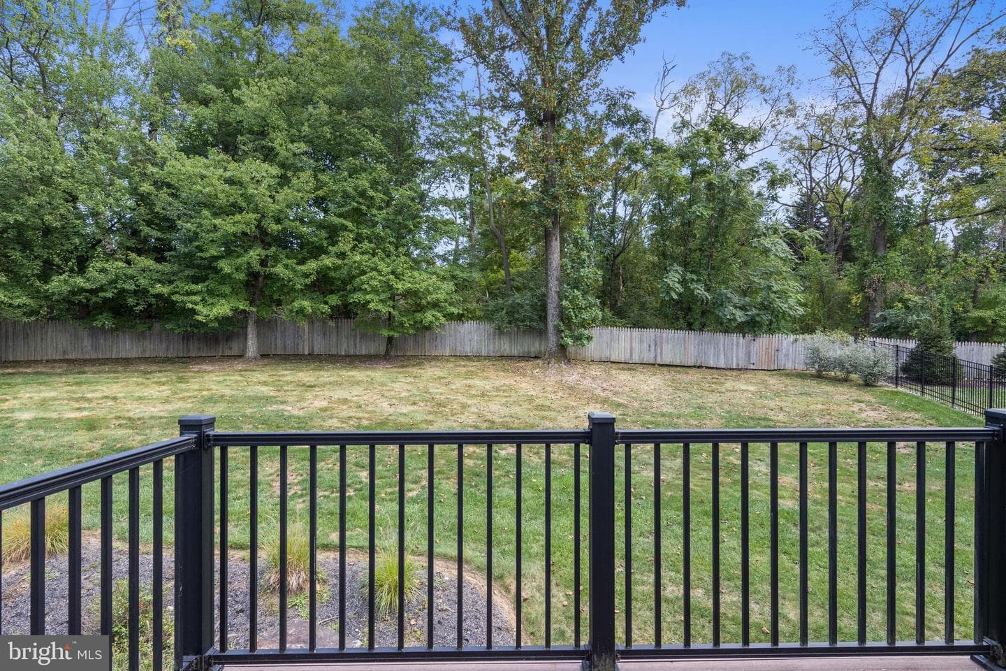 588 S Heilbron Drive photo 34